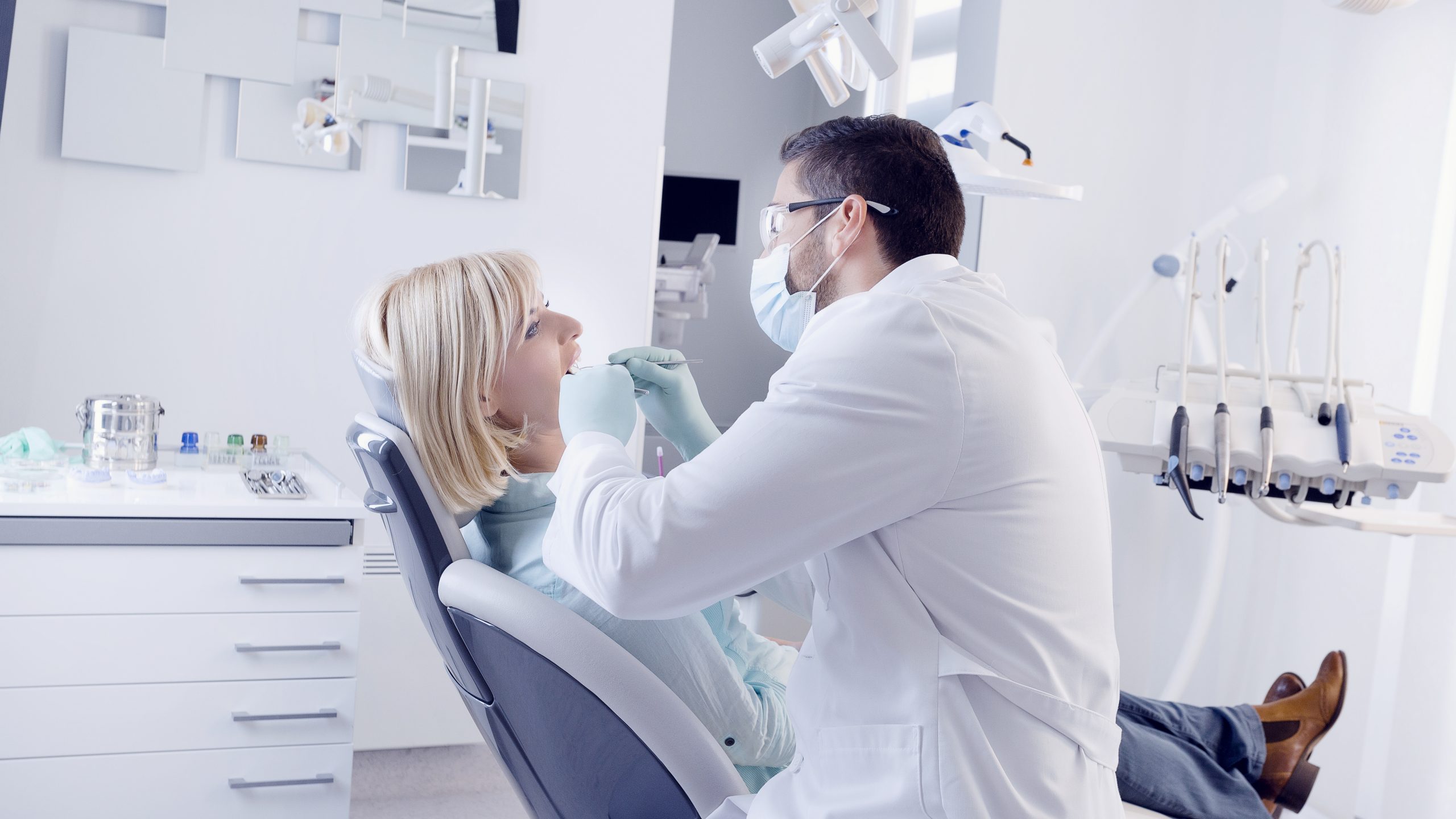 Dentist in Rolling Meadows, IL